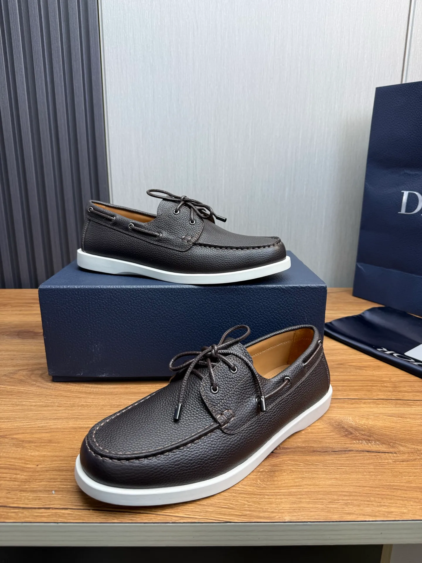 Men's shoes 💰560💰 [Dior] Men's official website na hot sale 🔥Imported cowhide + cowhide lining. Original rubber wear-resistant outsole. High quality shipment ⬆️Code number 38-44, (45 customized)